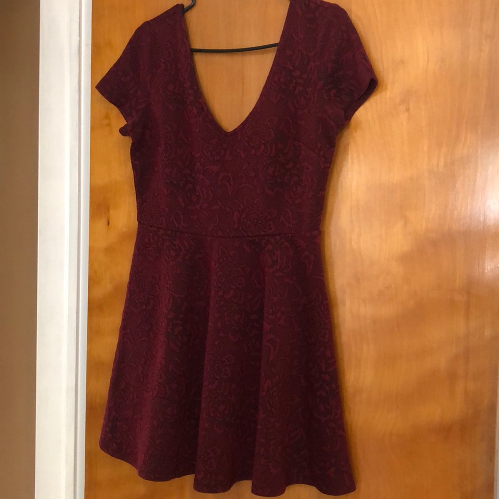 Women’s dress size L